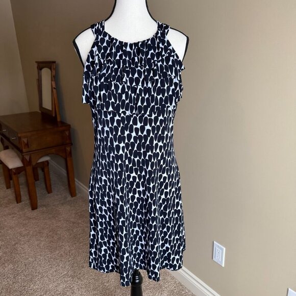 Enfocus Studio black and white sleeveless summer dress with ruffles on bodice - Picture 1 of 11
